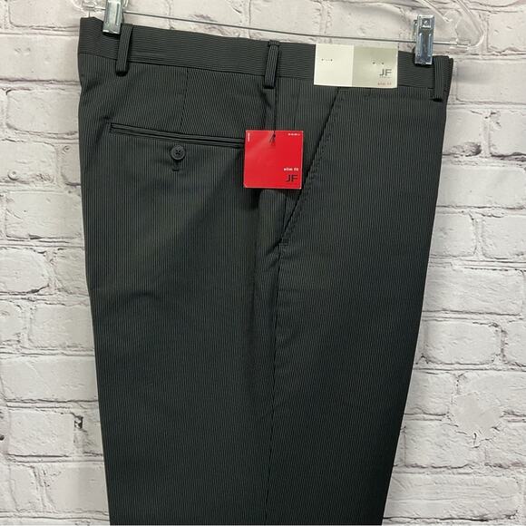 JF J. Ferrar Dress Pant Men's 34 x 32 Black/Gray Pin Stripe Slim Fit Flat Front - Picture 3 of 9